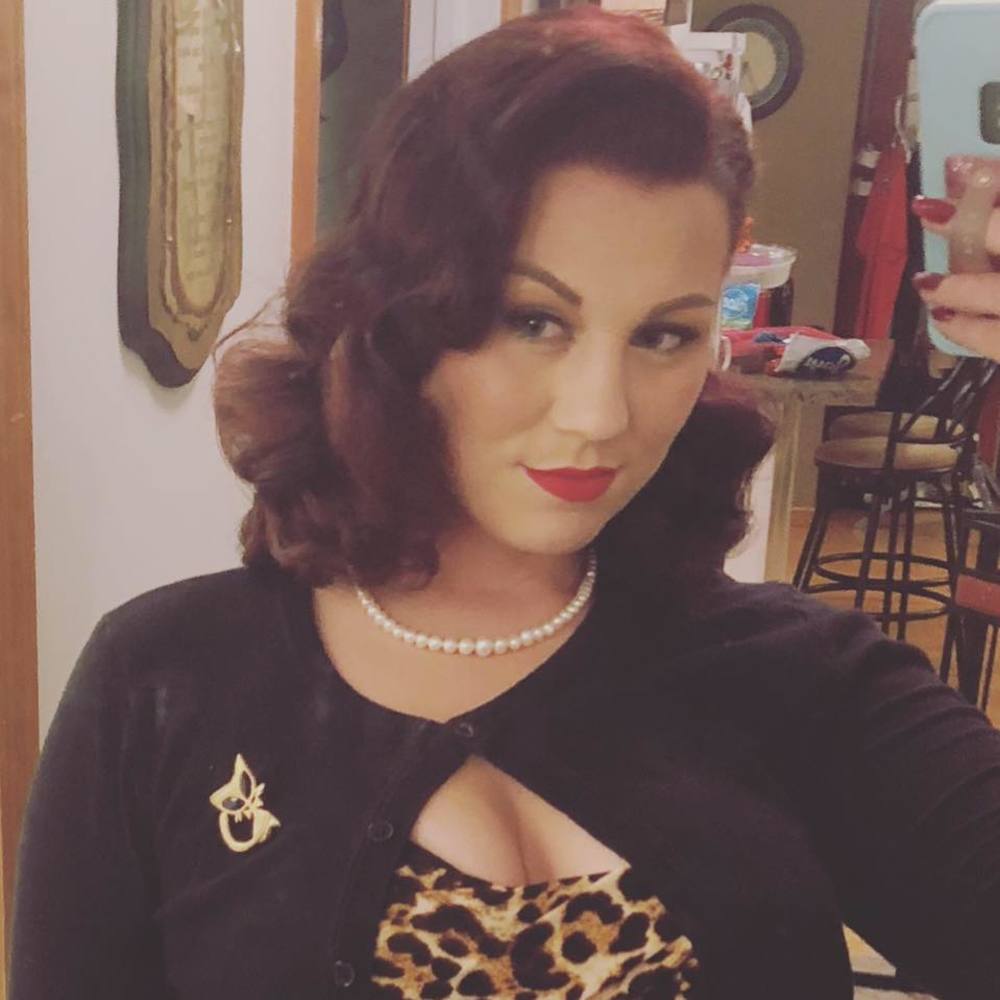 Meet your Posher, Samantha